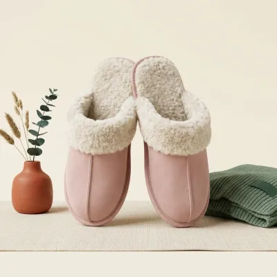 Illustration of EverFoams Women's Memory Foam Slippers