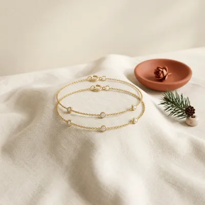 Illustration of PAVOI Mother-Daughter Matching Bracelet Set